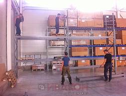 Компания "Сервис-центр "Холодильщик": паллетные стеллажи на зацепах